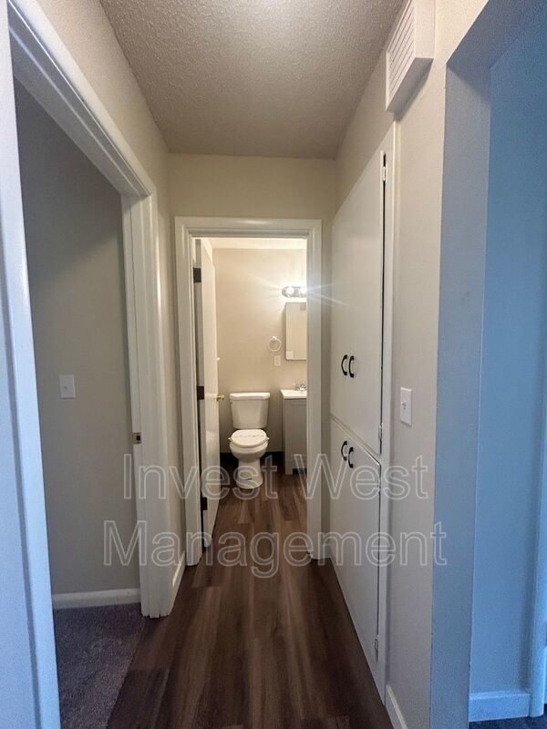 Charming Two Bedroom Lower Level Apartment property image