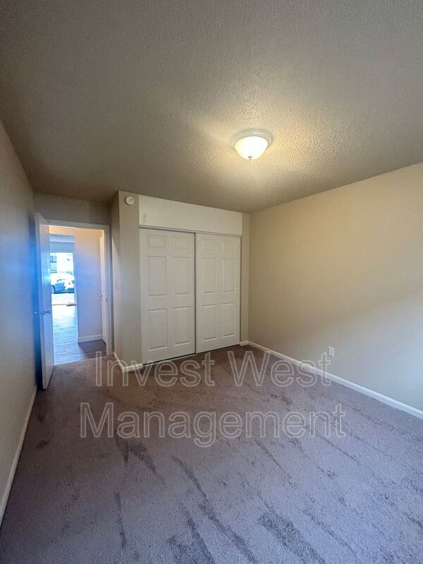 Charming Two Bedroom Lower Level Apartment property image