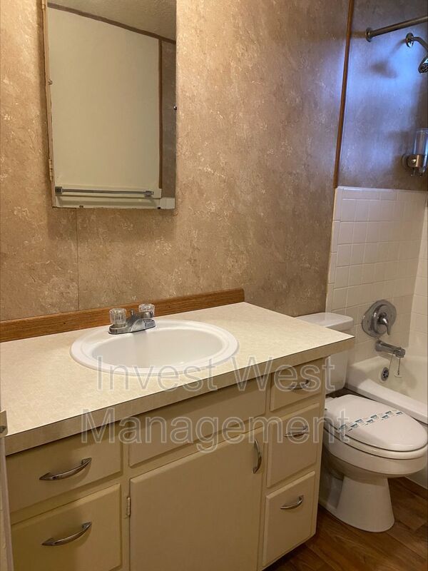Great Longview Location, Within Walking Distance to Lake Sacajawea! property image
