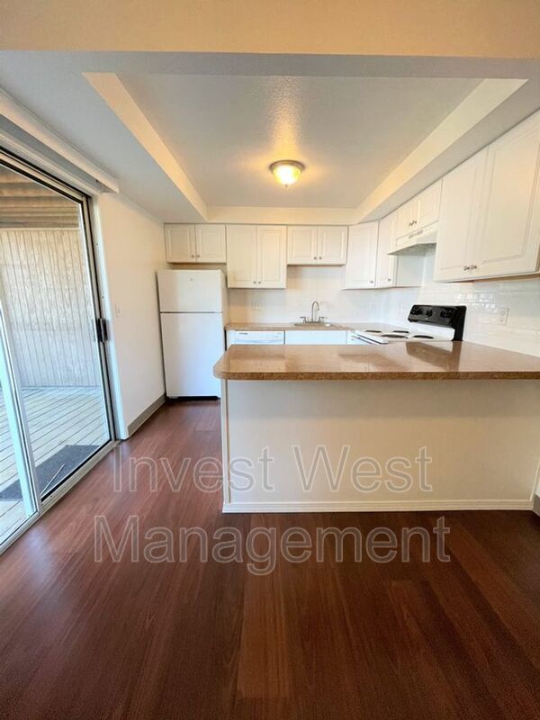Charming Two Bedroom  Close to Downtown Vancouver !! property image