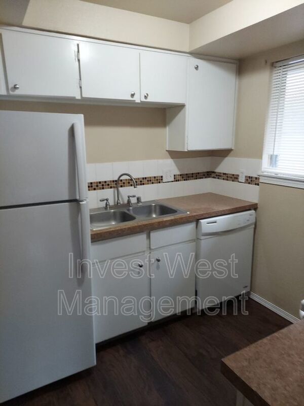 Charming Two Bedroom  Close to Downtown Vancouver !! property image