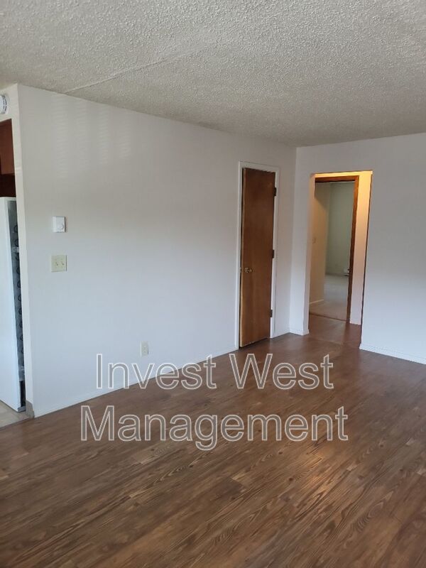 Great 2 Bedroom, walking distance to Clark College, minutes from 1-5 property image