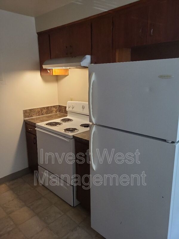 Great 2 Bedroom, walking distance to Clark College, minutes from 1-5 property image