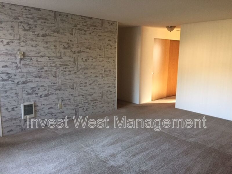 Amazing Valley River Location! Call Today! property image