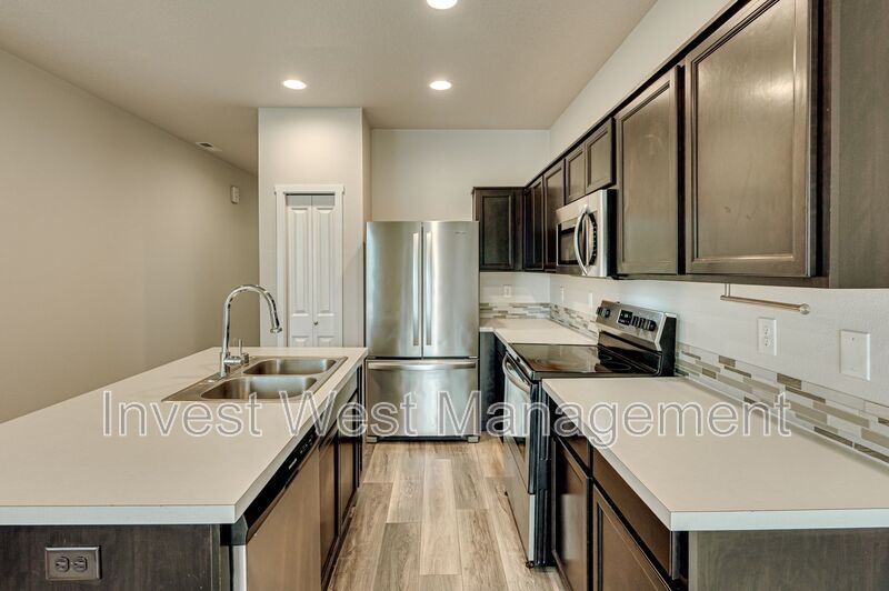 Three Bedroom in Taverner Ridge! property image