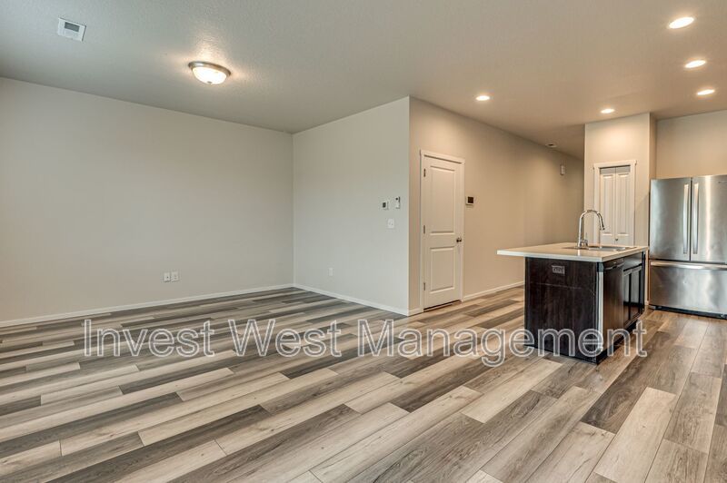 Three Bedroom in Taverner Ridge! property image