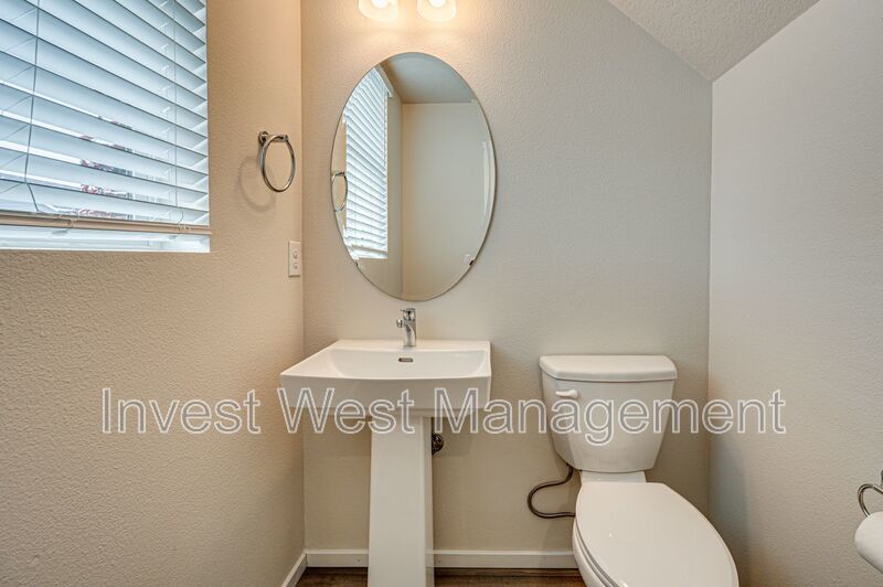 Three Bedroom in Taverner Ridge! property image