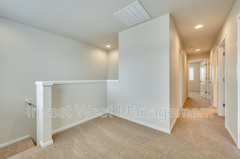 Three Bedroom in Taverner Ridge! property image
