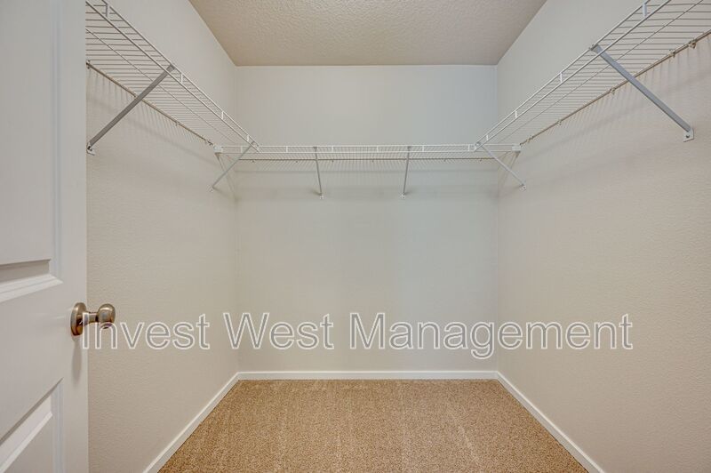 Three Bedroom in Taverner Ridge! property image